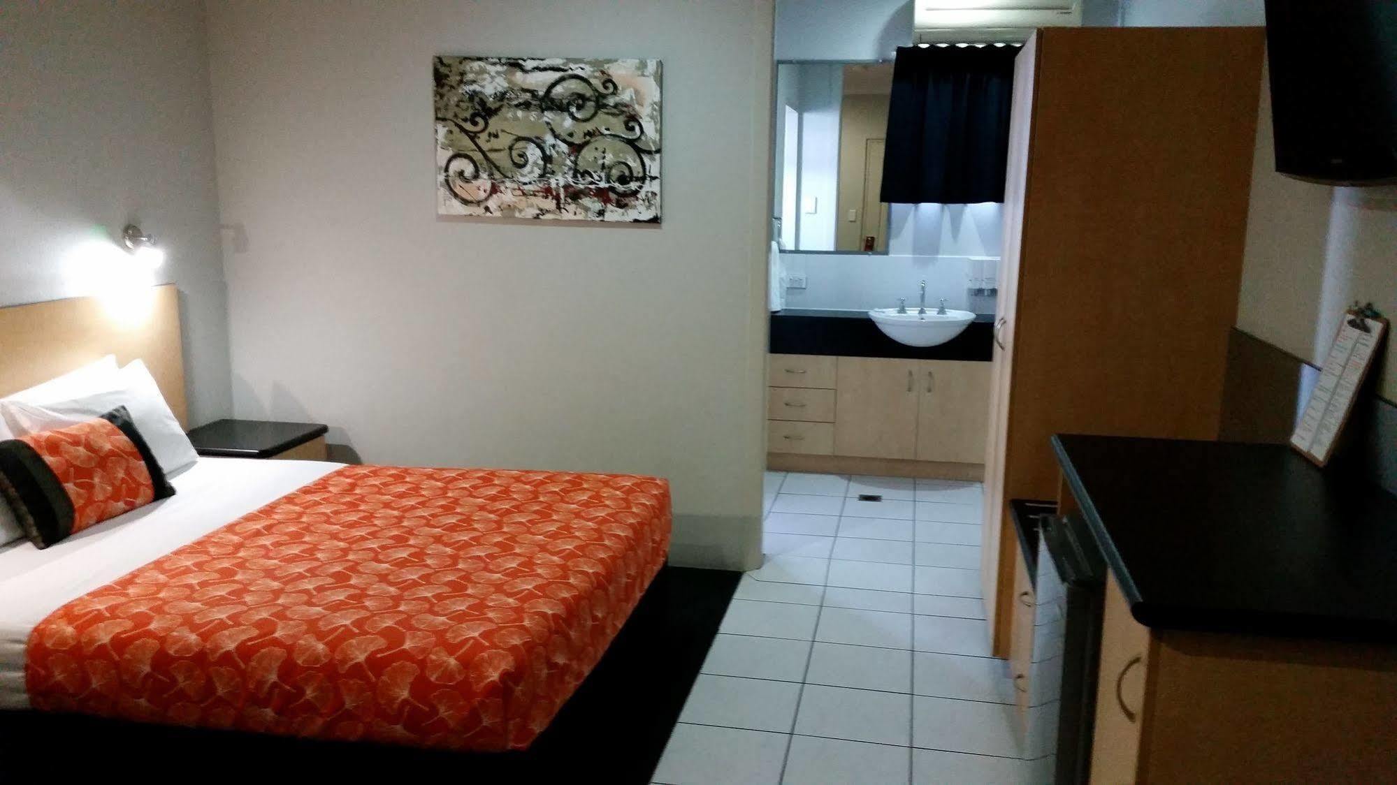 Alara Motor Inn Mackay Eksteriør bilde
